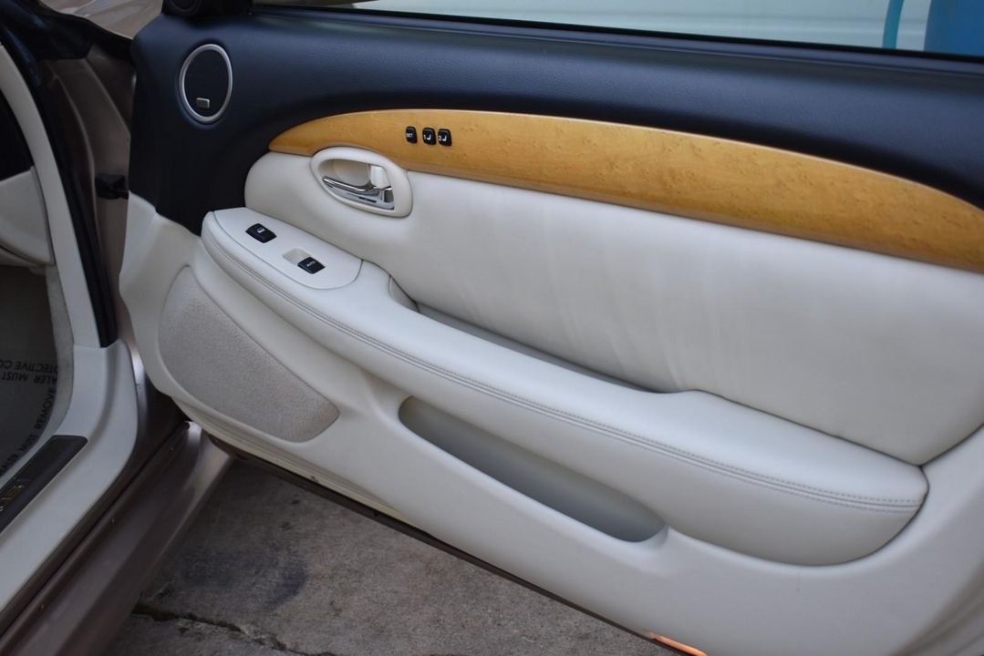 2002 Lexus SC