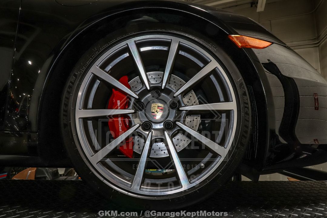 2015 Porsche 911