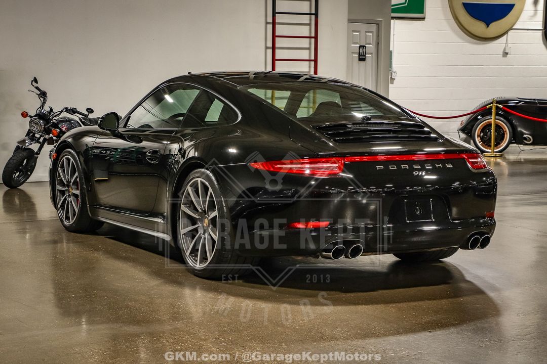 2015 Porsche 911