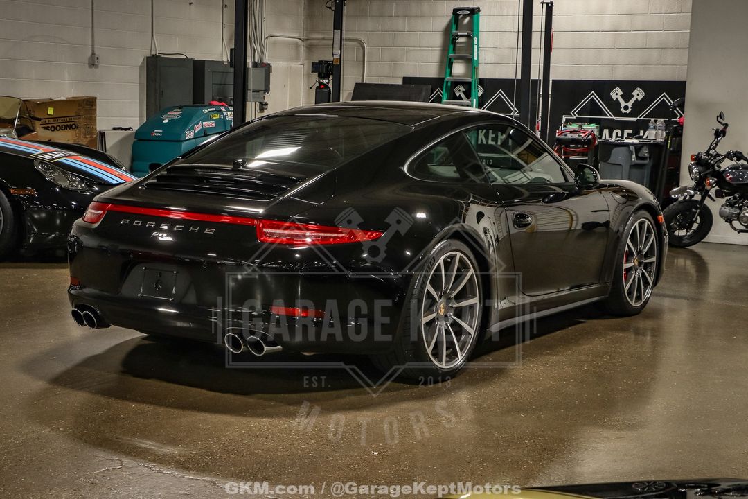 2015 Porsche 911