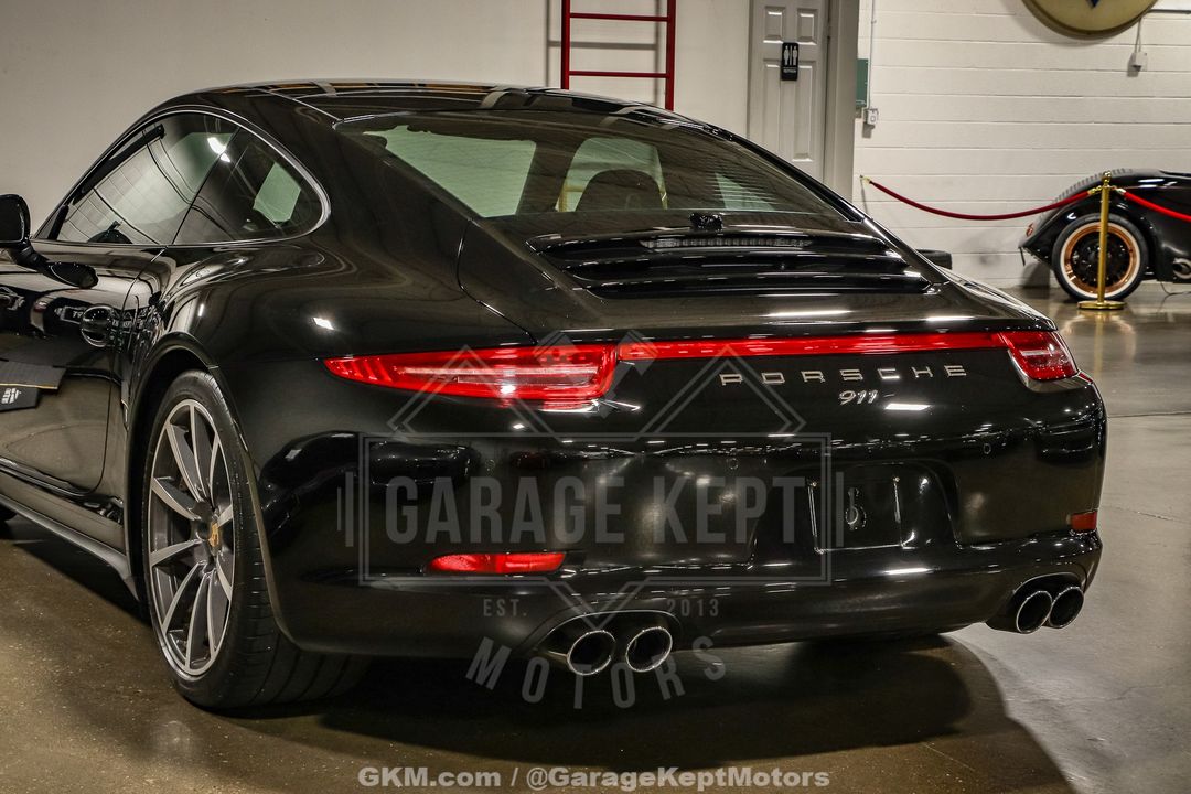 2015 Porsche 911