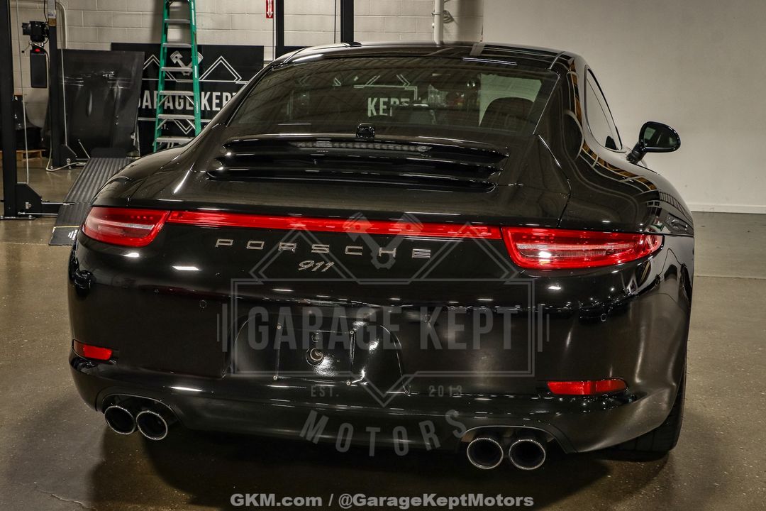2015 Porsche 911
