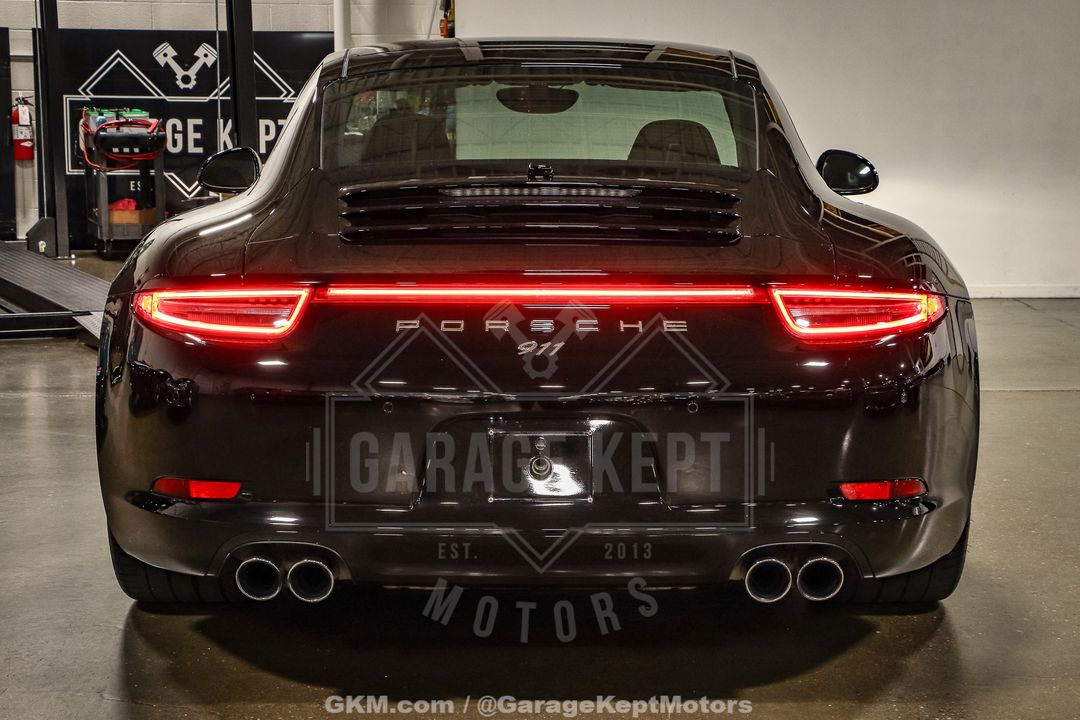 2015 Porsche 911