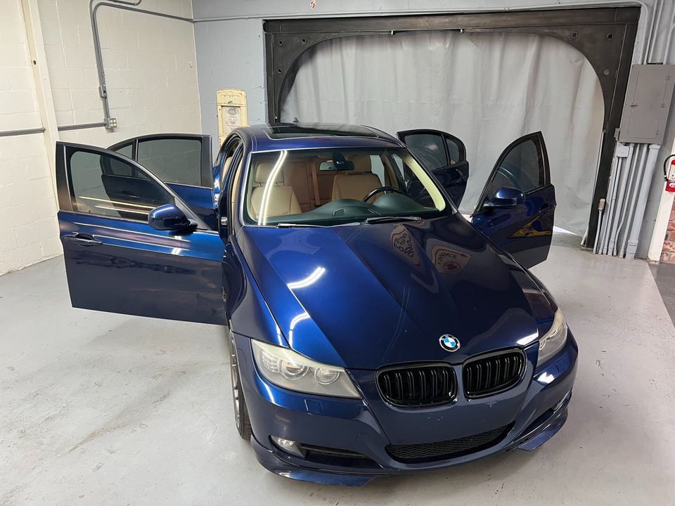 2011 BMW 3 Series