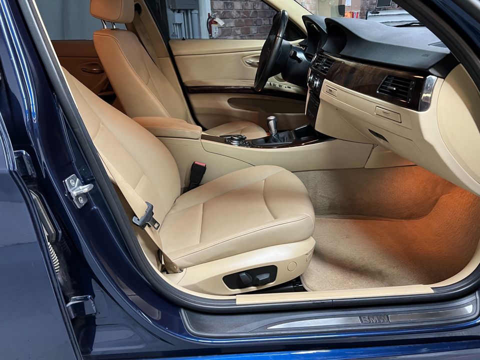 2011 BMW 3 Series