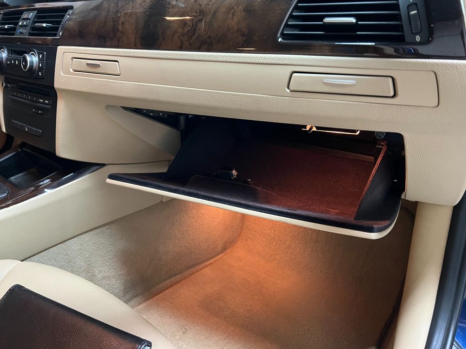 2011 BMW 3 Series