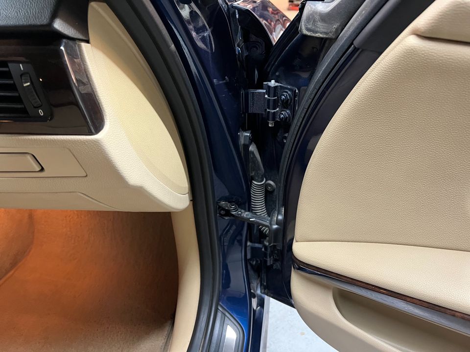 2011 BMW 3 Series