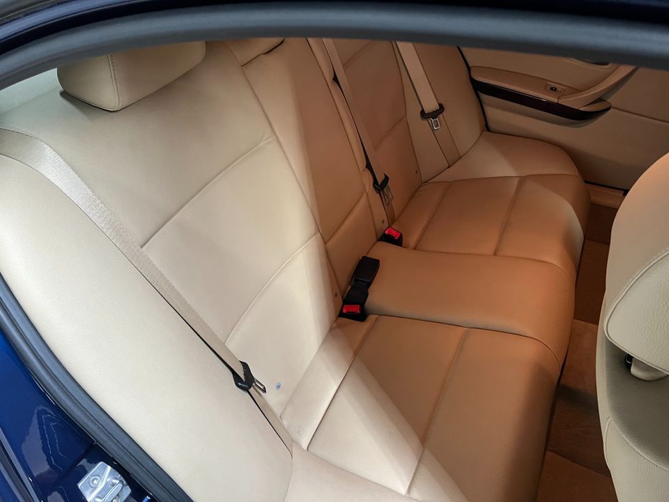 2011 BMW 3 Series