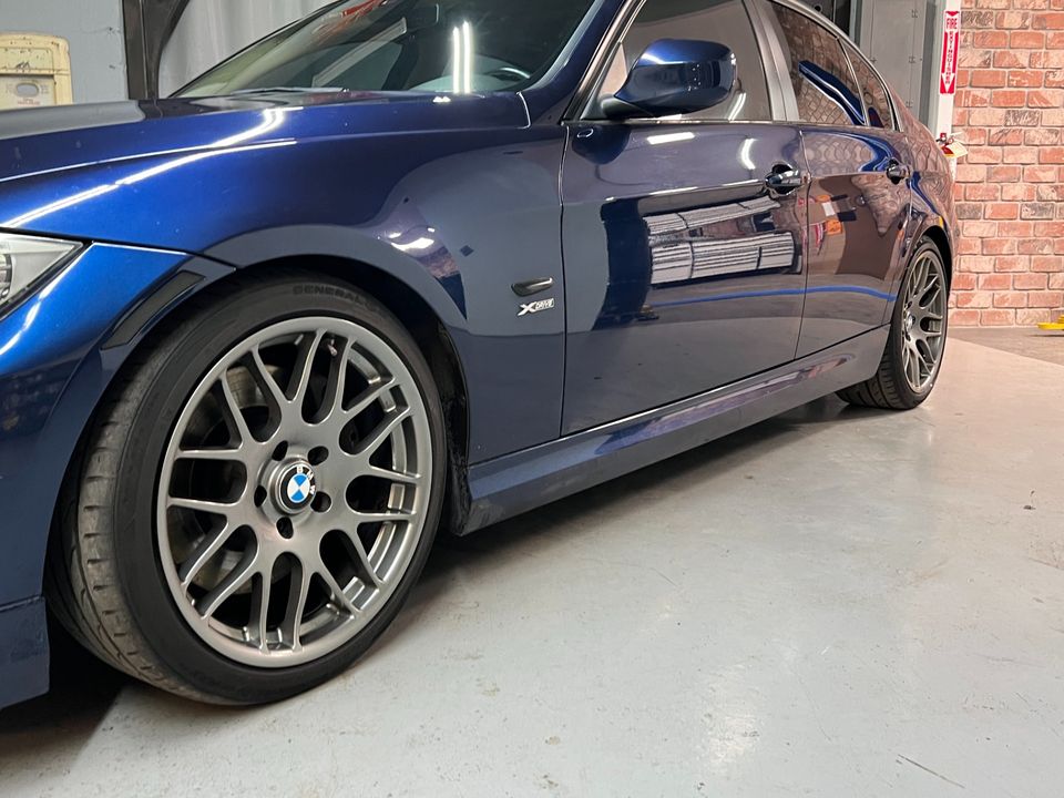 2011 BMW 3 Series