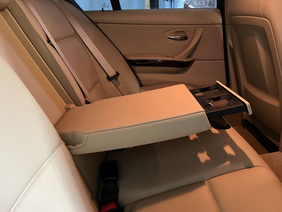 2011 BMW 3 Series