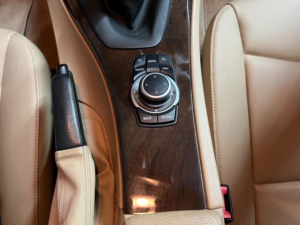 2011 BMW 3 Series