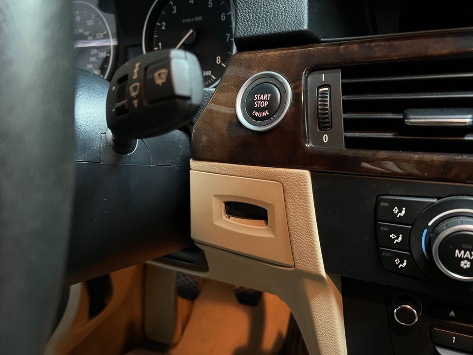 2011 BMW 3 Series
