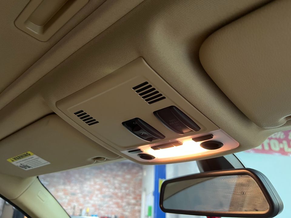 2011 BMW 3 Series