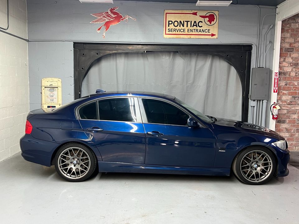 2011 BMW 3 Series