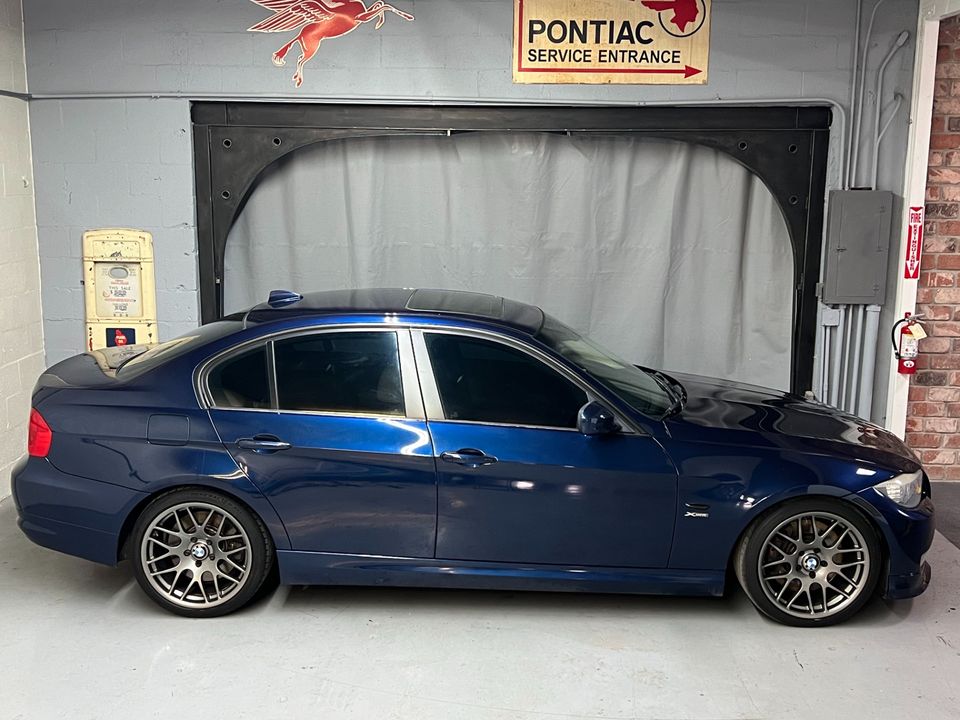 2011 BMW 3 Series