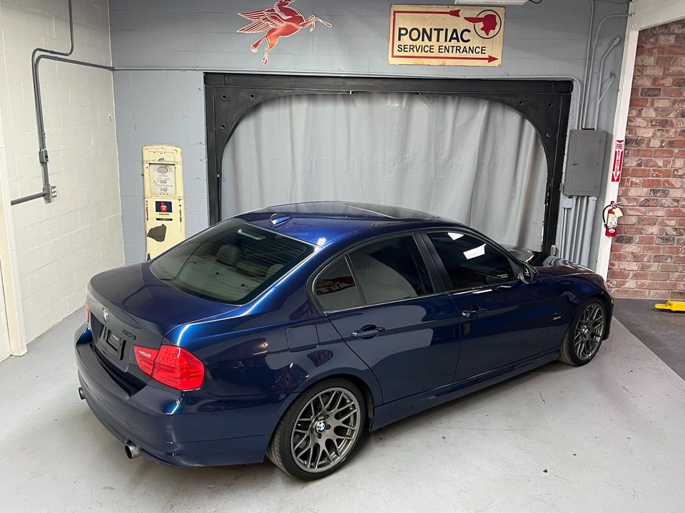 2011 BMW 3 Series