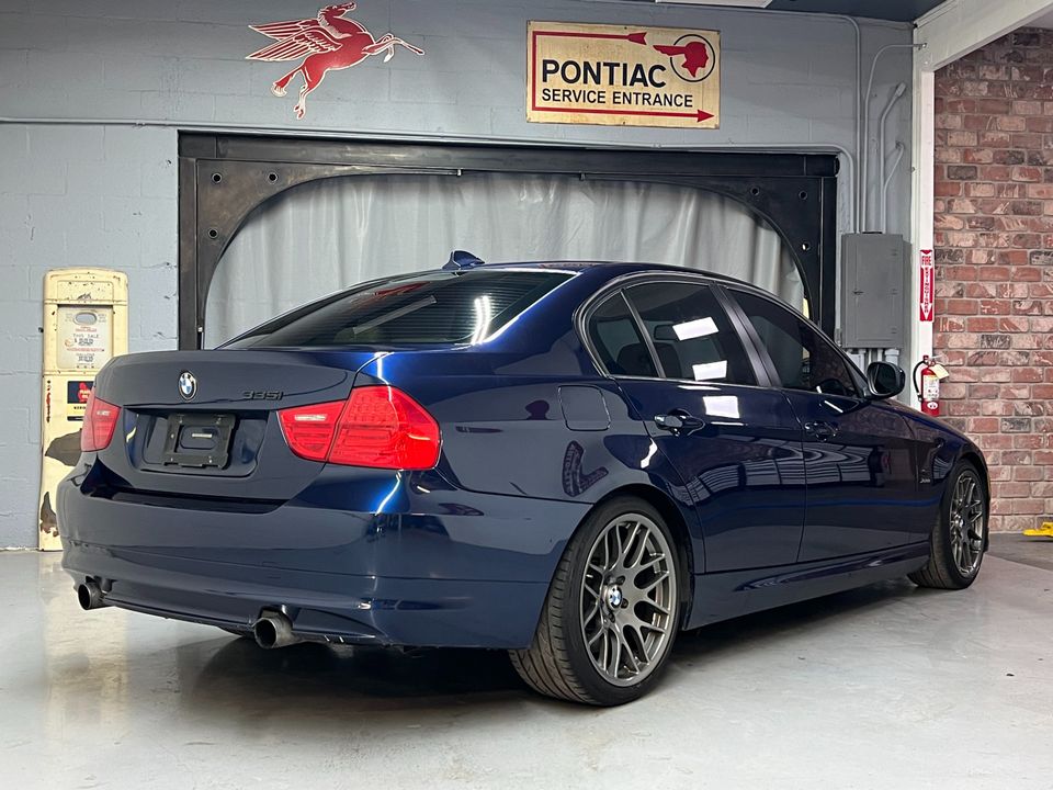 2011 BMW 3 Series