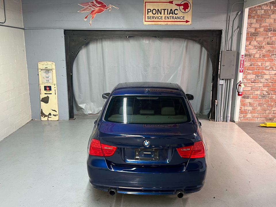 2011 BMW 3 Series