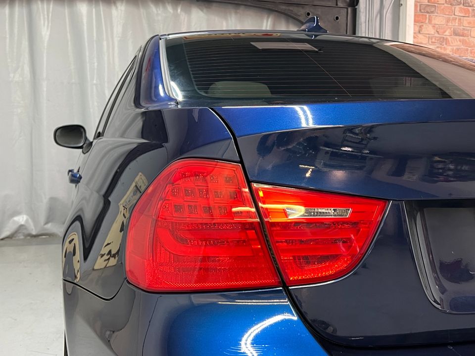 2011 BMW 3 Series