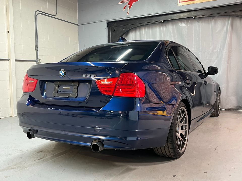 2011 BMW 3 Series