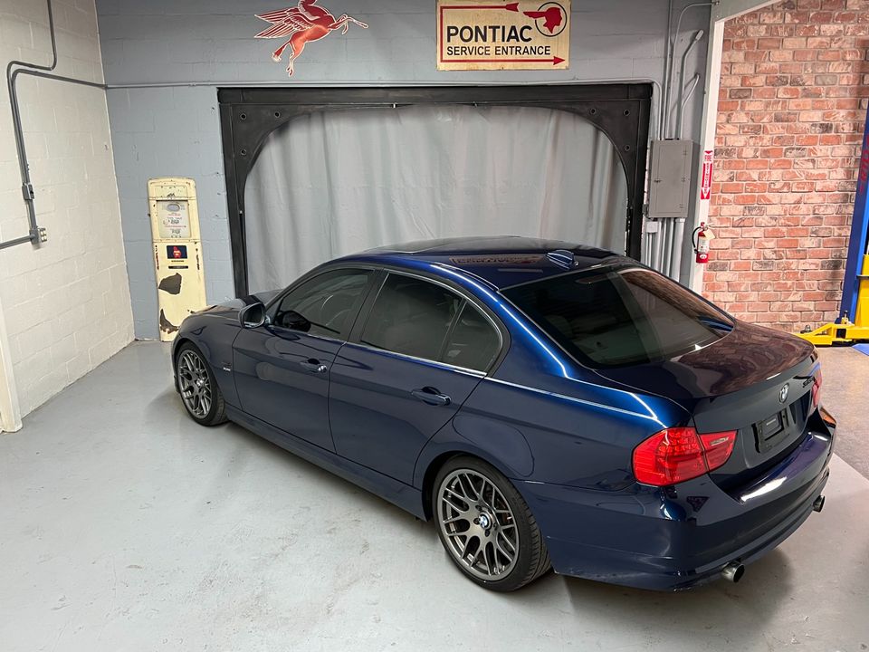 2011 BMW 3 Series