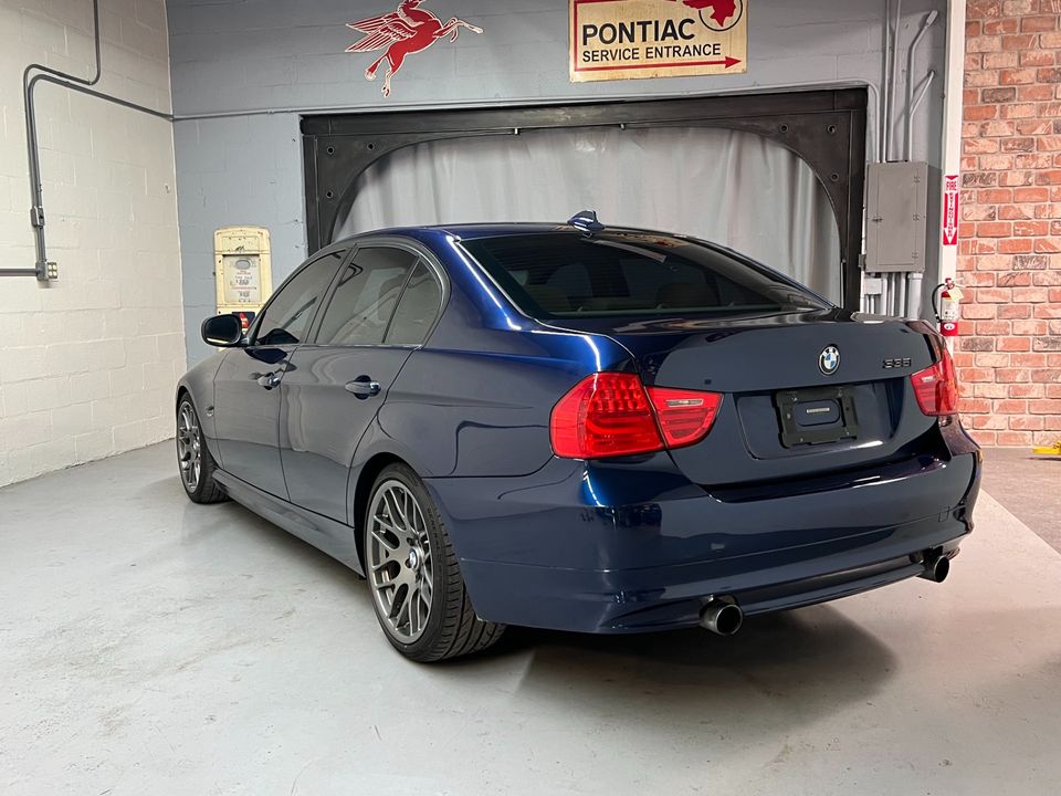 2011 BMW 3 Series