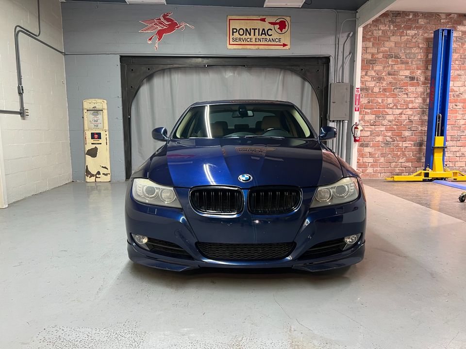 2011 BMW 3 Series