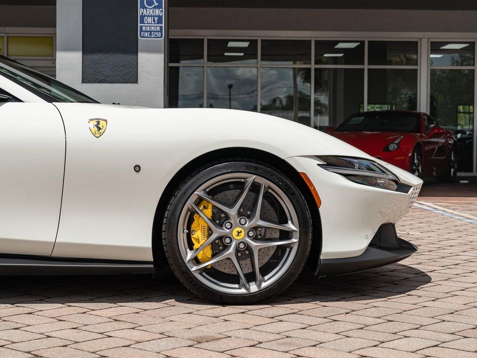2024 Ferrari Roma Spider
