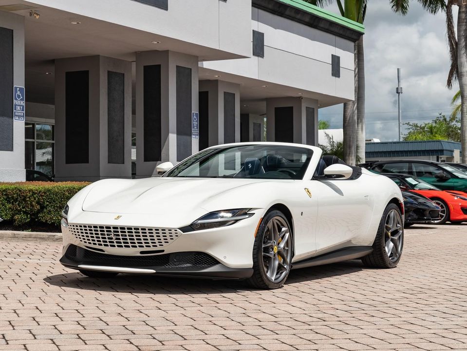 2024 Ferrari Roma Spider