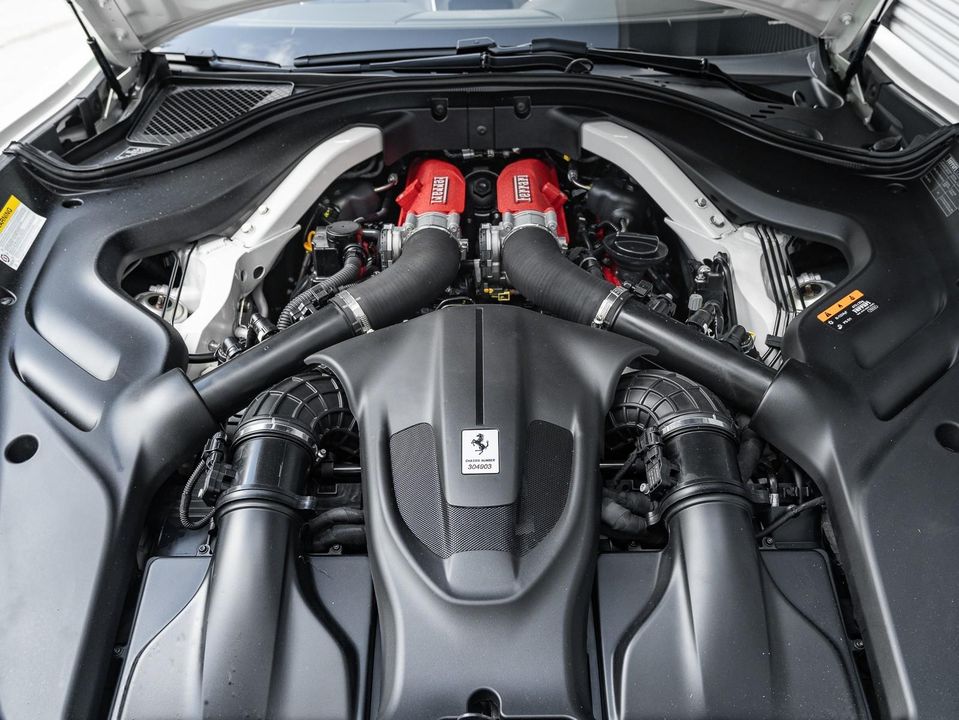 2024 Ferrari Roma Spider