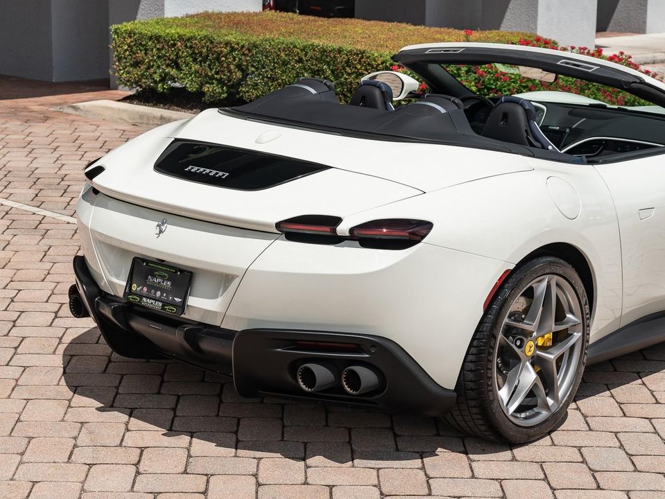 2024 Ferrari Roma Spider
