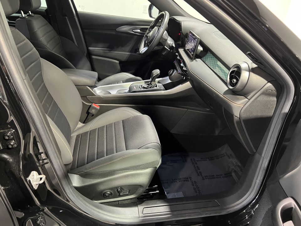 2024 Alfa Romeo Tonale Hybrid Ti AWD