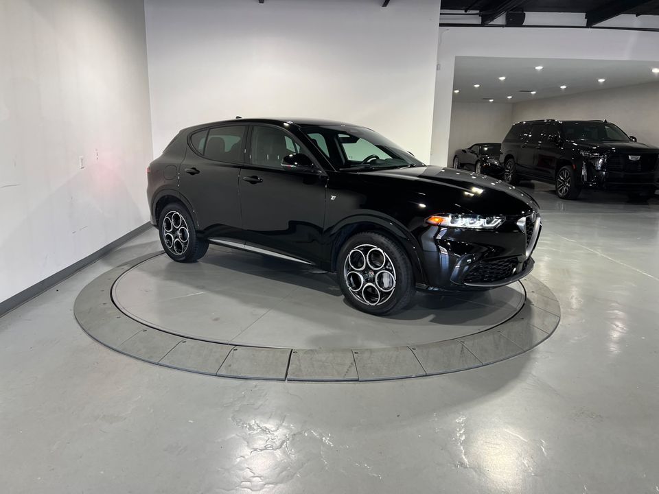 2024 Alfa Romeo Tonale Hybrid Ti AWD