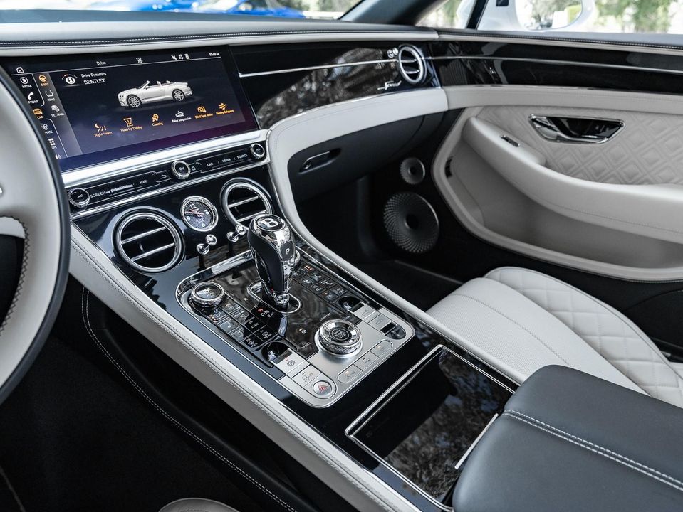 2022 Bentley Continental