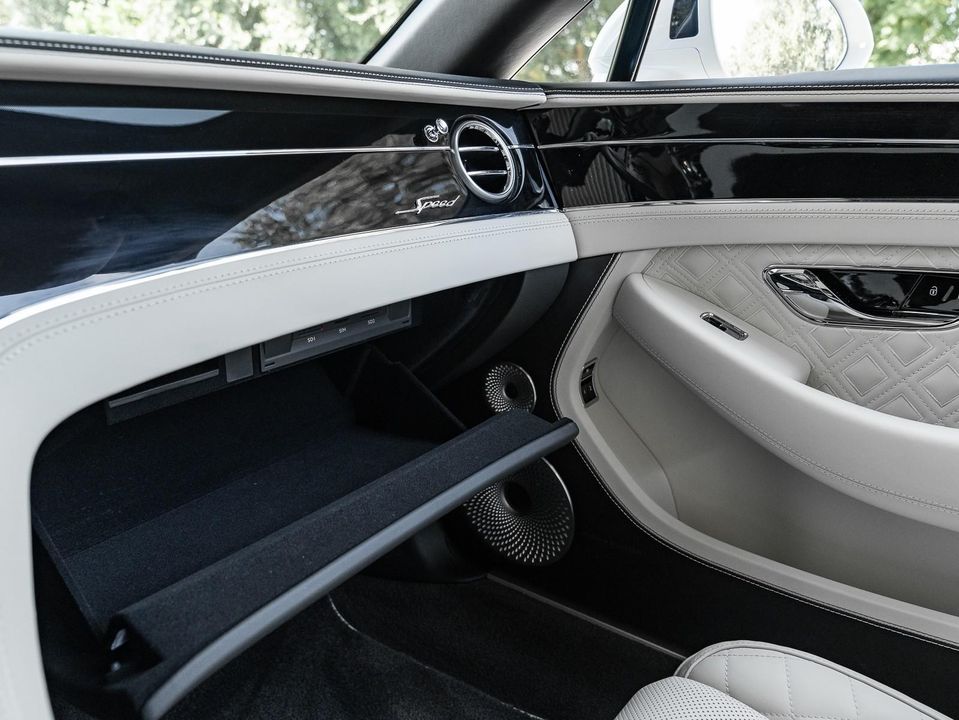 2022 Bentley Continental