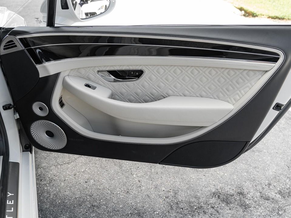 2022 Bentley Continental