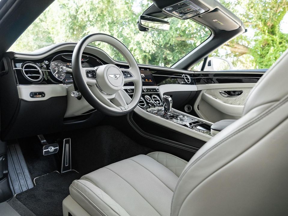 2022 Bentley Continental