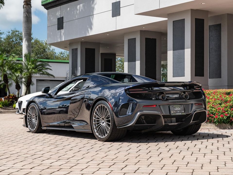 2016 McLaren 675LT