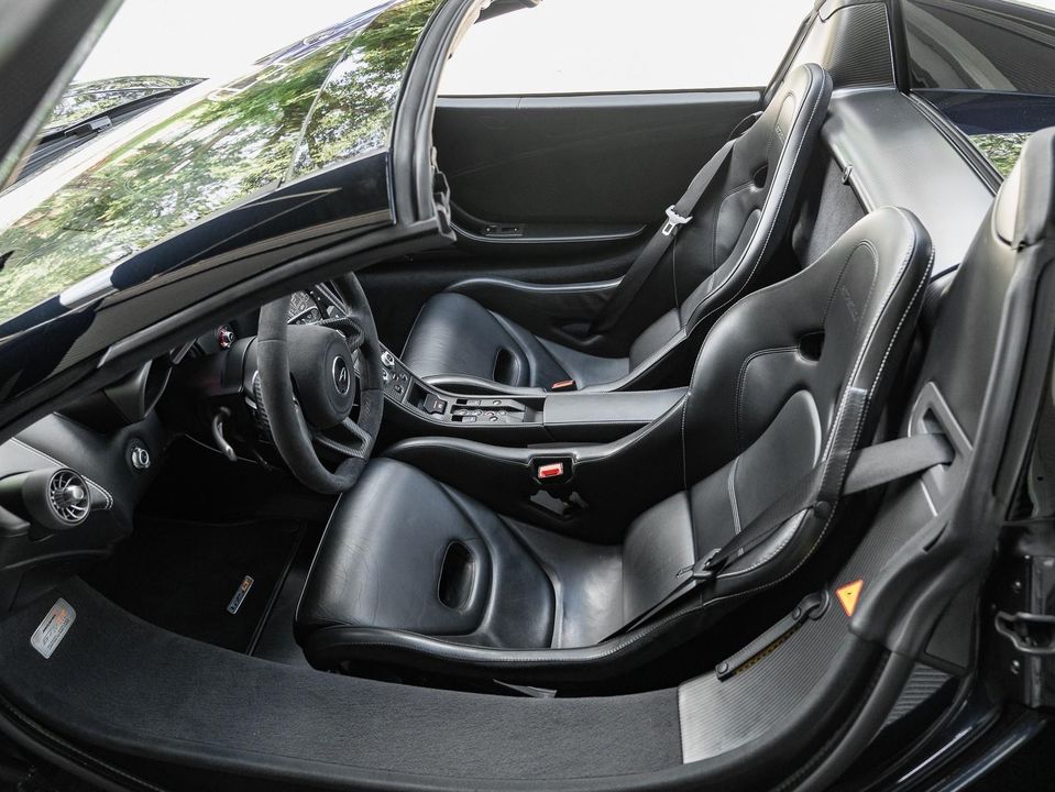 2016 McLaren 675LT