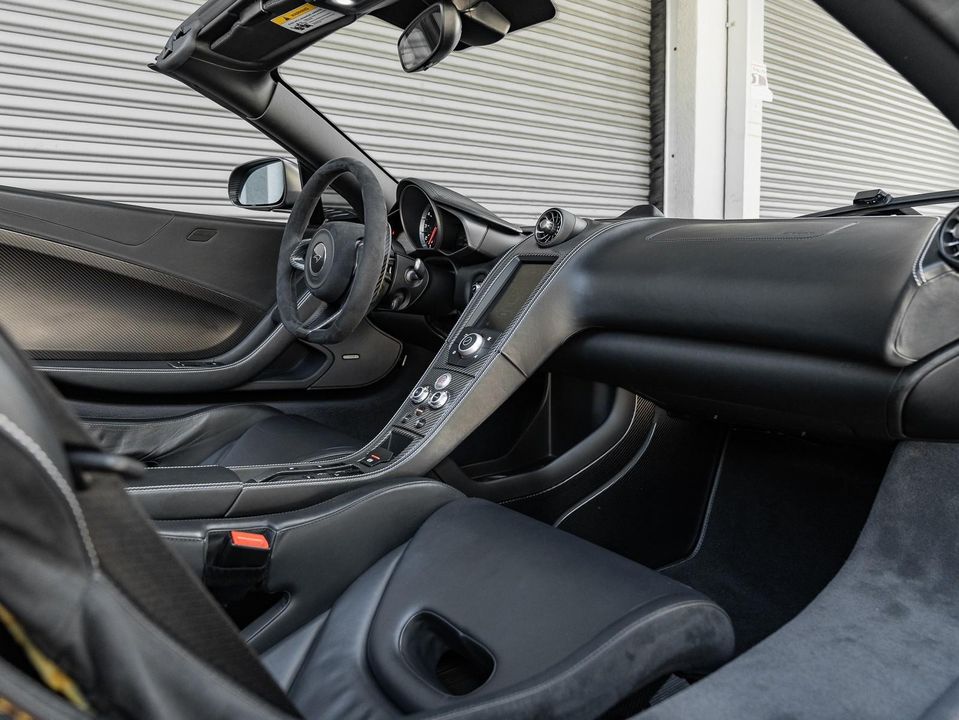 2016 McLaren 675LT