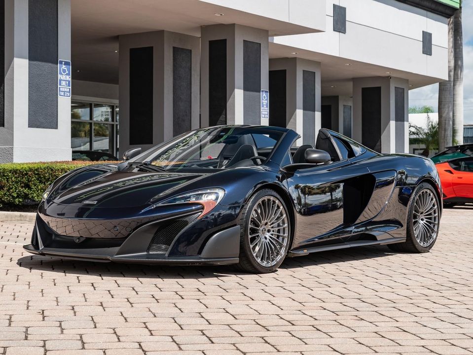 2016 McLaren 675LT