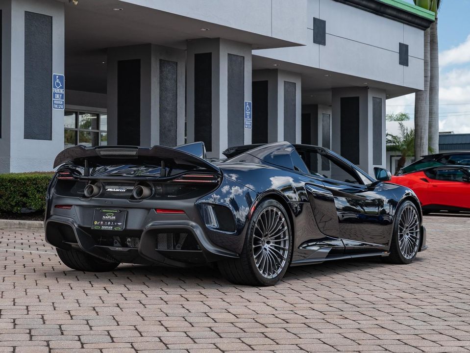 2016 McLaren 675LT