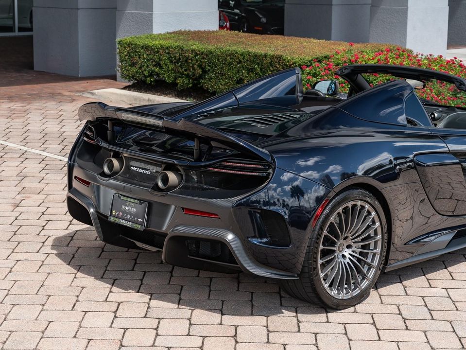 2016 McLaren 675LT