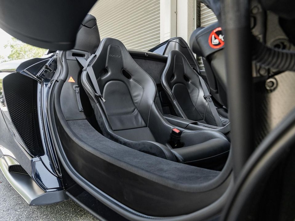 2016 McLaren 675LT