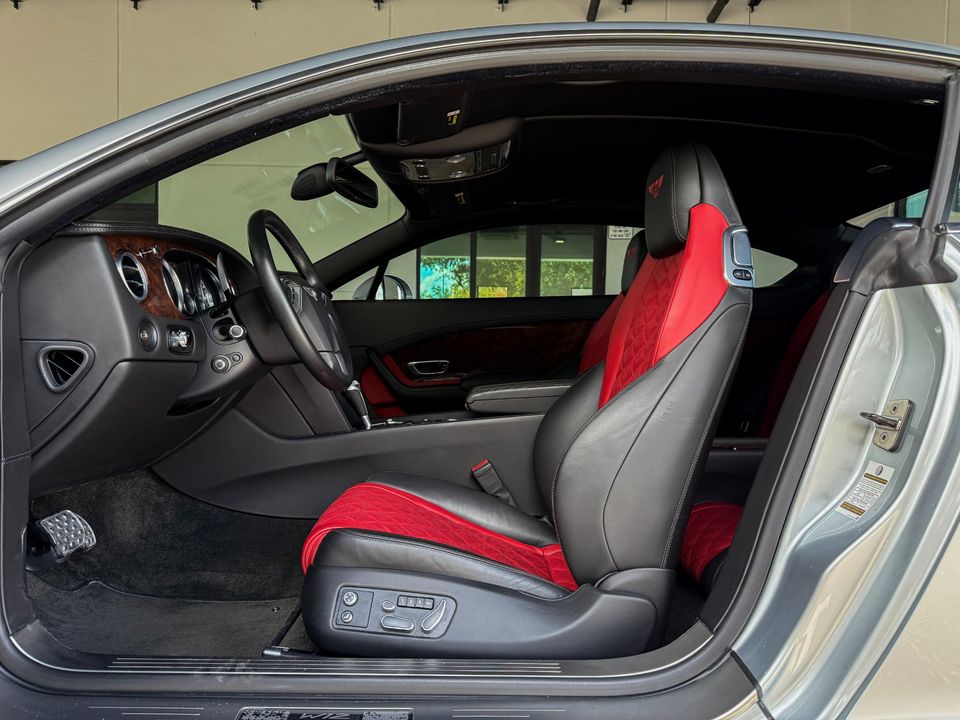2017 Bentley Continental