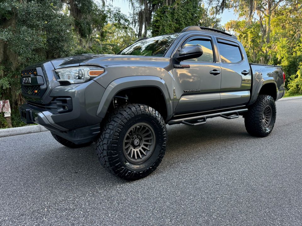 2016 Toyota Tacoma 4x4 TRD SPORT