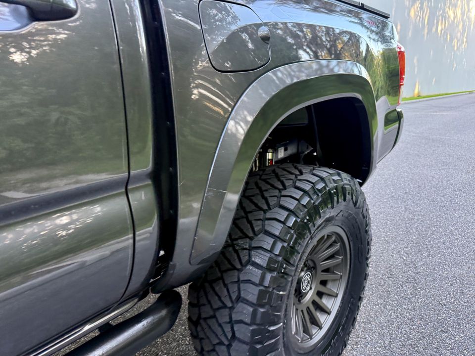 2016 Toyota Tacoma 4x4 TRD SPORT
