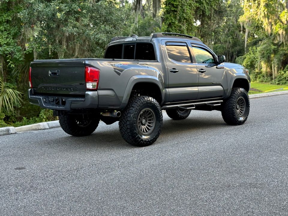 2016 Toyota Tacoma 4x4 TRD SPORT