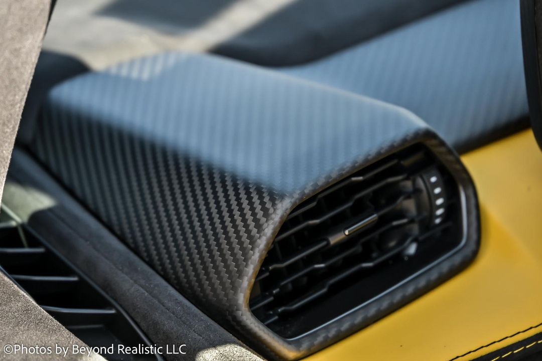 2025 Lamborghini Revuelto