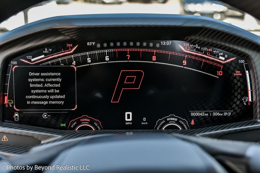 2025 Lamborghini Revuelto